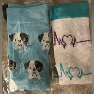NWT Cute Dog and Heartbeat Pattern Compression socks